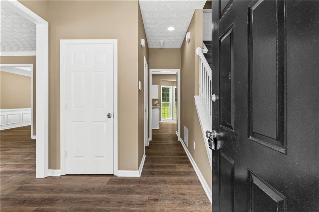 1869 Riverlanding Circle