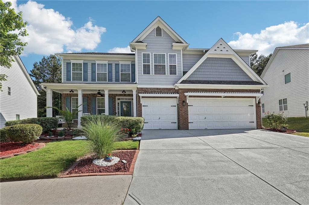 1017 Preserve Park Drive, Loganville, Georgia image 2
