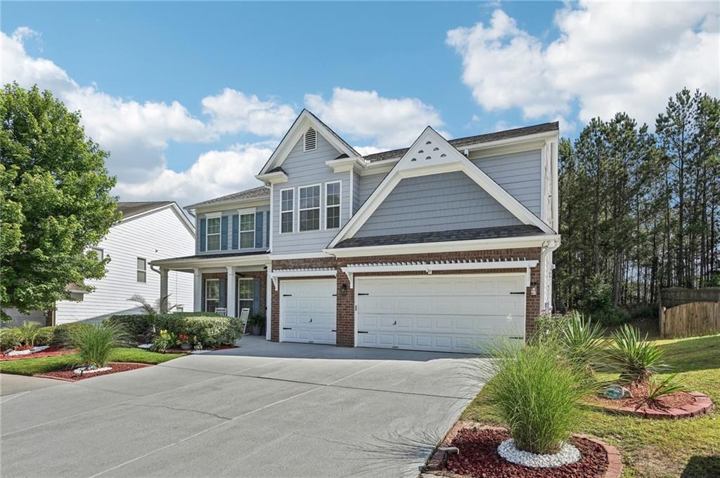 1017 Preserve Park Drive, Loganville, Georgia image 3