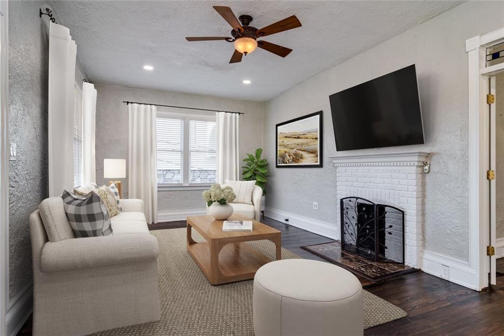 1120 Standard Drive NE