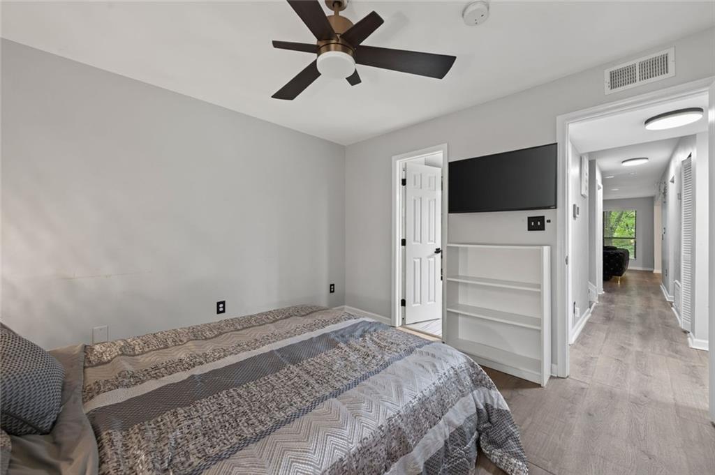 1039 Mariners Court