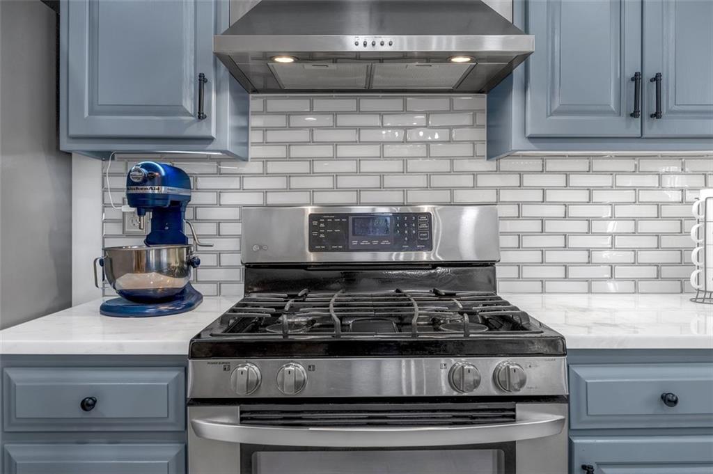 222 Mossy Place, Alpharetta, Georgia image 10