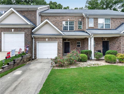 Townhouse For Sale - 2555 Flat Shoals Road #2503<br/> Fulton County, Atlanta, GA 30349