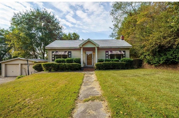 175 A W ROBERTS DR, BALL GROUND, GA 30107 - Image 7b97a40fa87b6090e963b685687ea44e/4036814578