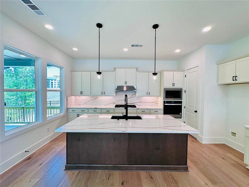 1225 Westshore Drive