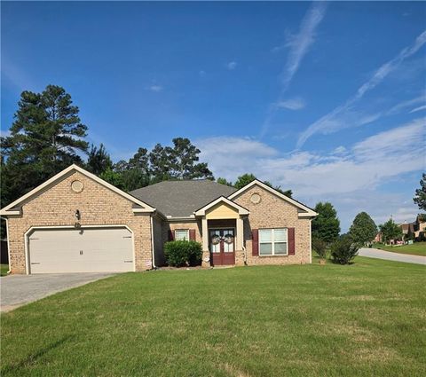 Homes For Sale - 1456 SE Bourdon Bell Drive<br/> Conyers, GA 30013