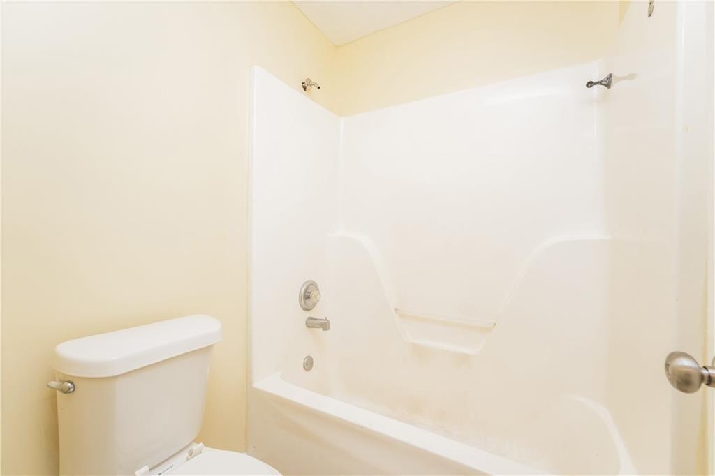 5867 Trent Walk Drive, Lithonia, Georgia image 11