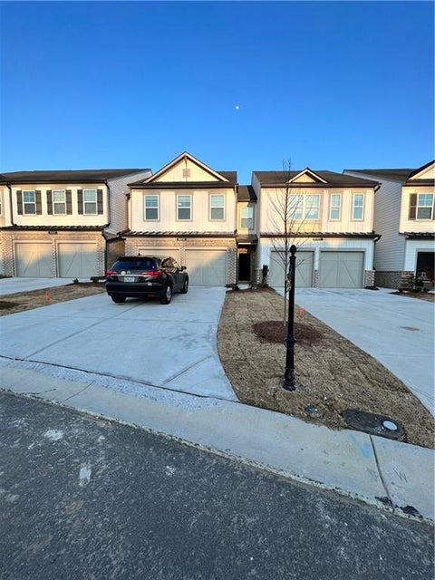 Townhouse For Rent - 6075 Handley Drive<br/> Cumming, GA 30028