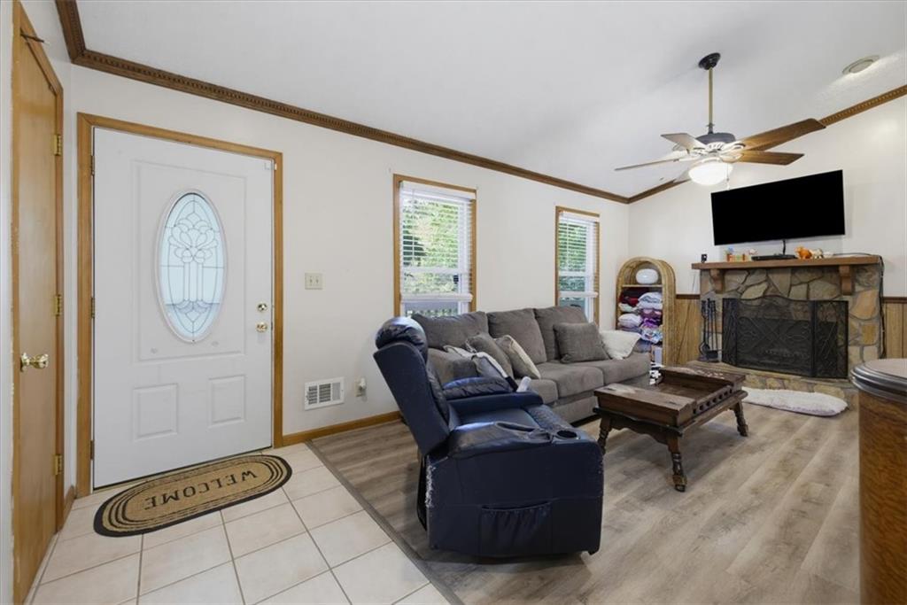 3618 Waverly Oaks Way