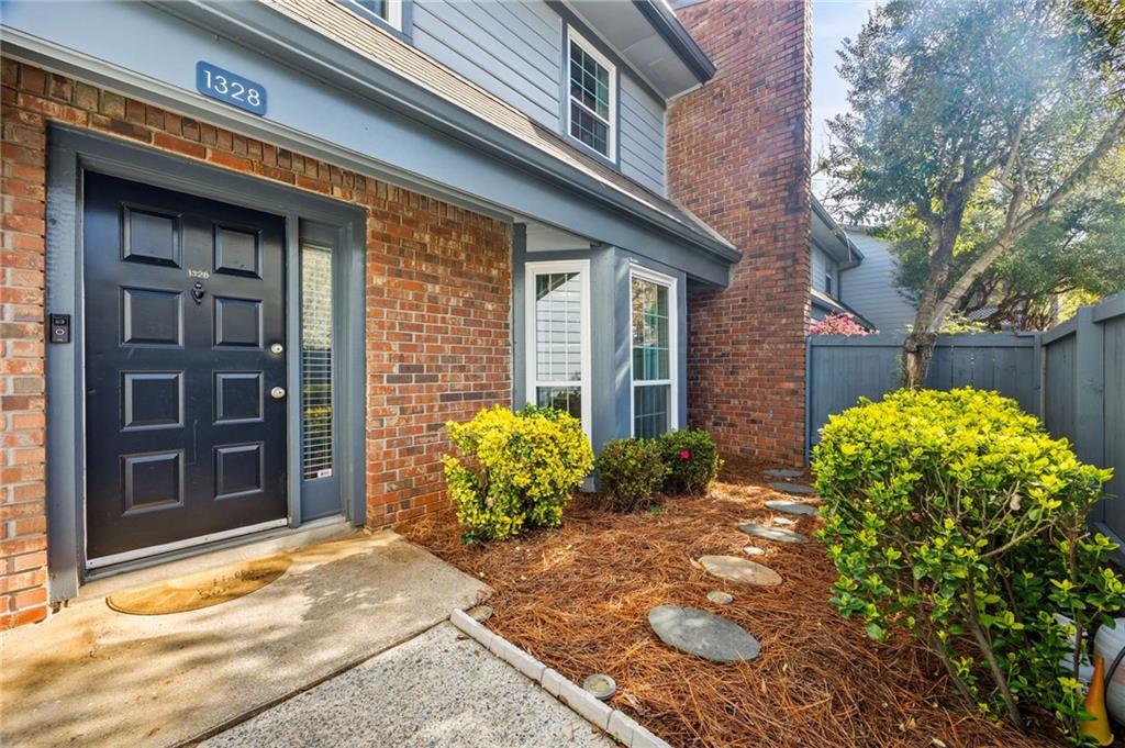 1328 Weatherstone Way NE