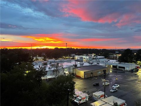 Condo For Sale - 300 Johnson Ferry Road #B605<br/> Atlanta, GA 30328