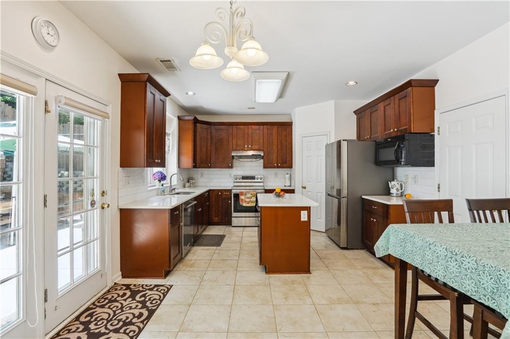 2835 Olde Town Park Drive, Norcross, Georgia image 7