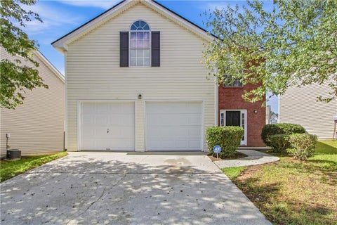 Homes For Sale - 2571 S Hills Hls<br/> Riverdale, GA 30296