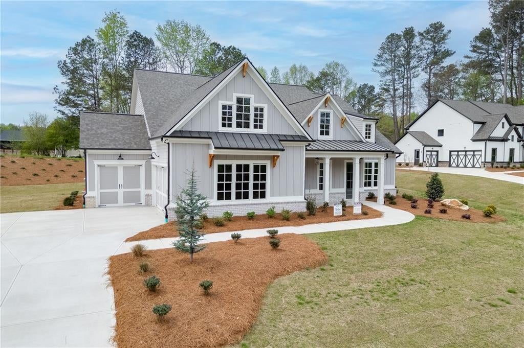8155 Heardsville Court