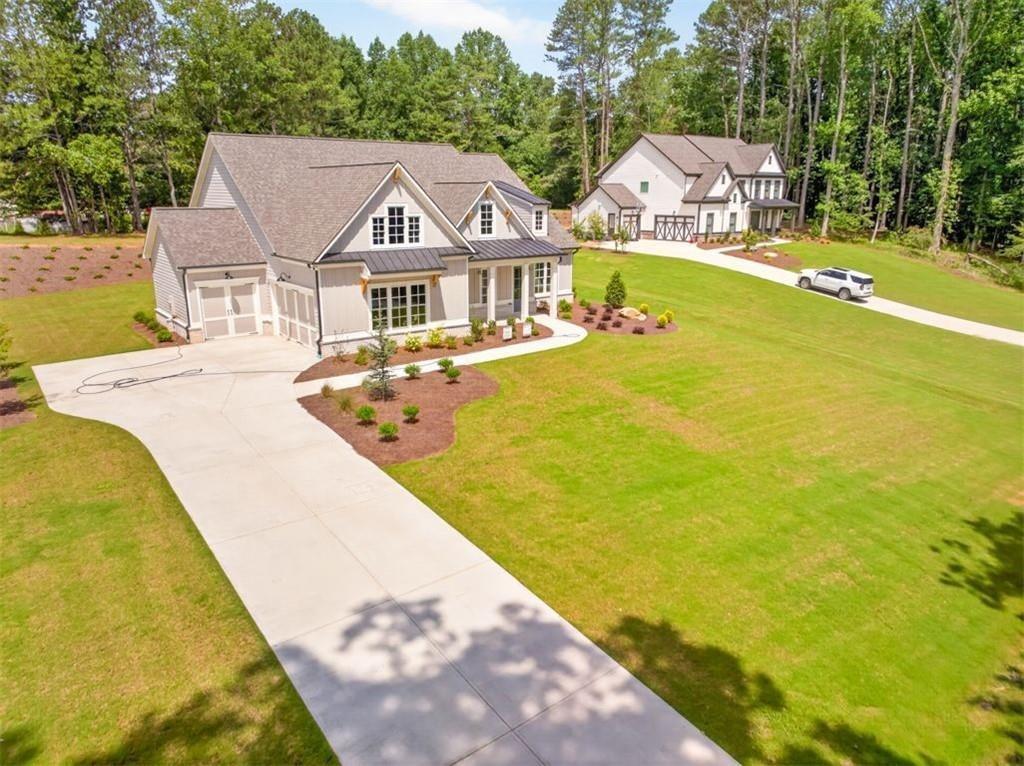 8155 Heardsville Court