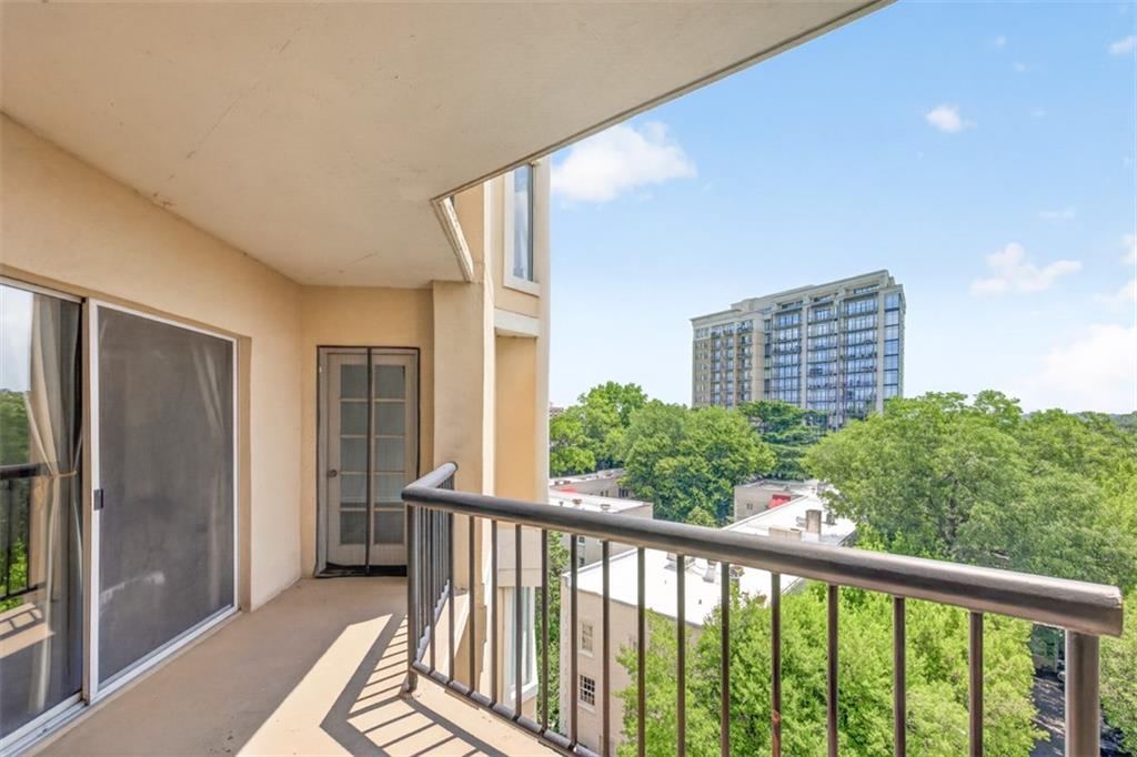 1 Biscayne Drive NW 703