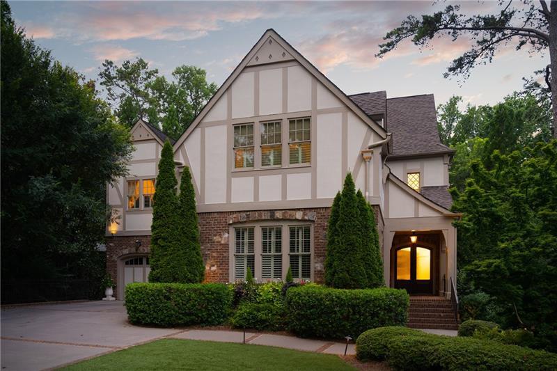 4136 N Stratford Road NE