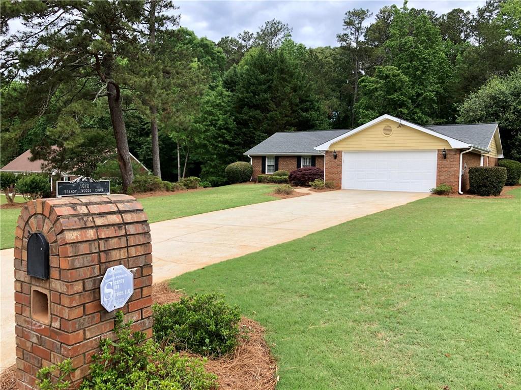 1818 Brandy Woods Drive, Conyers, Georgia image 2