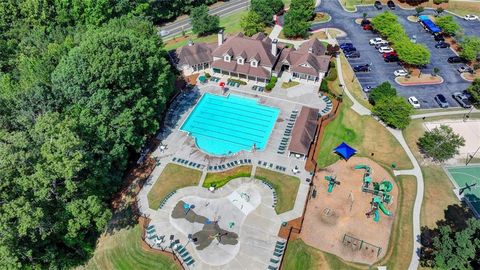 A home in Dacula