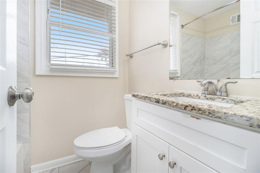 3409 Glensford Drive, Decatur, Georgia image 9
