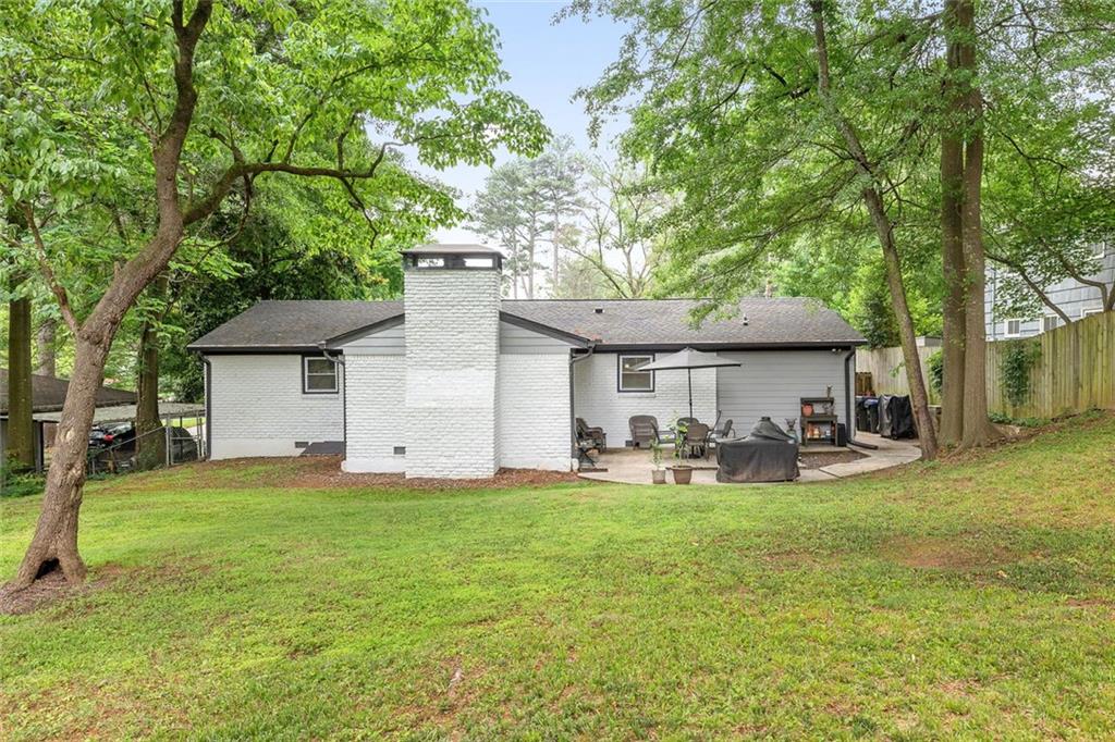2572 Beverly Hills Drive Drive, Chamblee, Georgia image 28