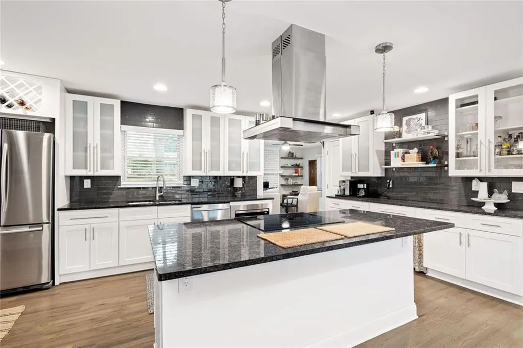 Chamblee, Georgia 30341, United States, 4 Bedrooms Bedrooms, ,3 BathroomsBathrooms,Residential,Active,134139