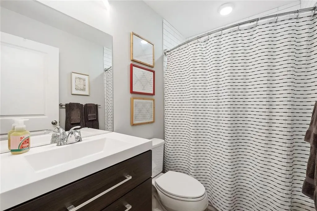 Chamblee, Georgia 30341, United States, 4 Bedrooms Bedrooms, ,3 BathroomsBathrooms,Residential,Active,134139