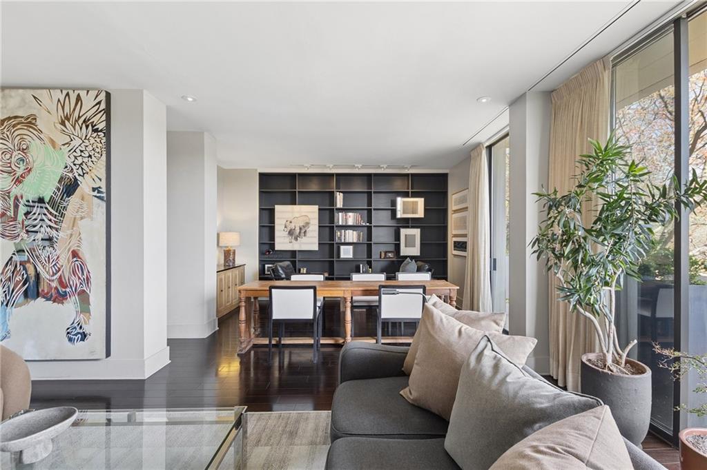 2575 Peachtree Road NE 6H