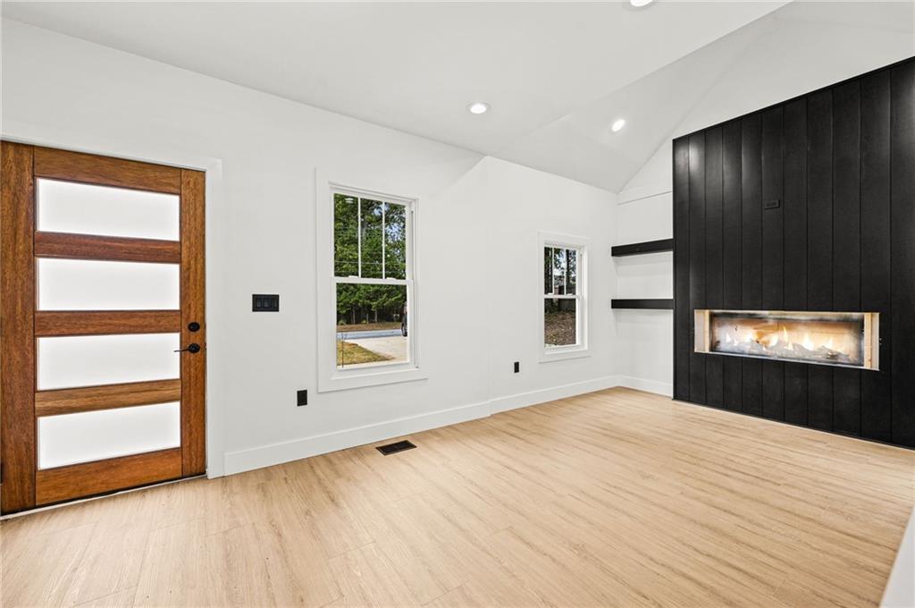 525 Medlock Road