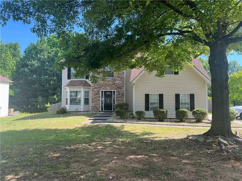Homes For Sale - 2538 Mead Court<br/> Jonesboro, GA 30236
