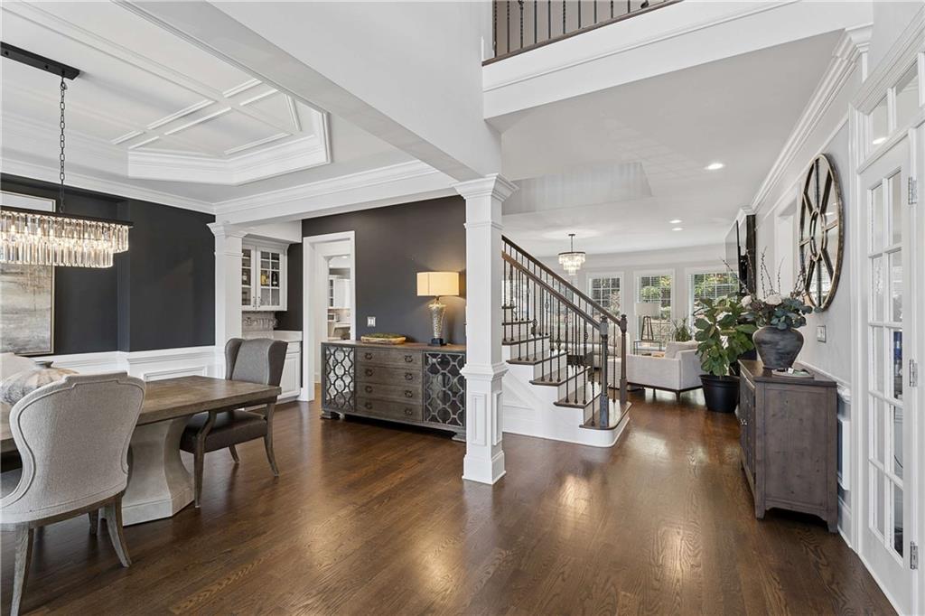 10 Collins Lake Place