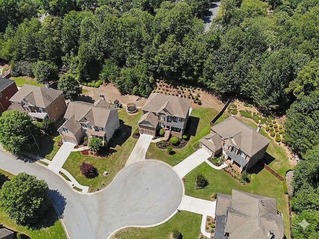 10 Collins Lake Place