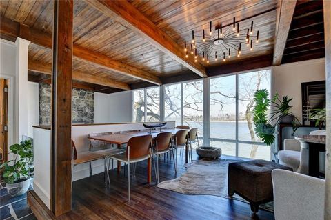 Homes For Sale - 40 Lakeshore Drive<br/> Berkeley Lake, GA 30096