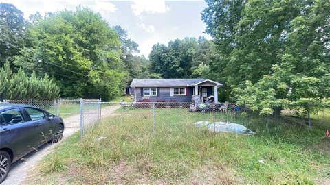 Homes For Sale - 512 Donahoo Road<br/> Silver Creek, GA 30173