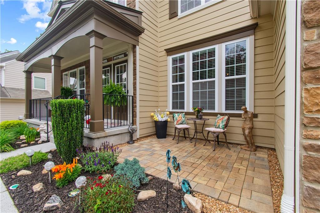 155 Edgewater Trail