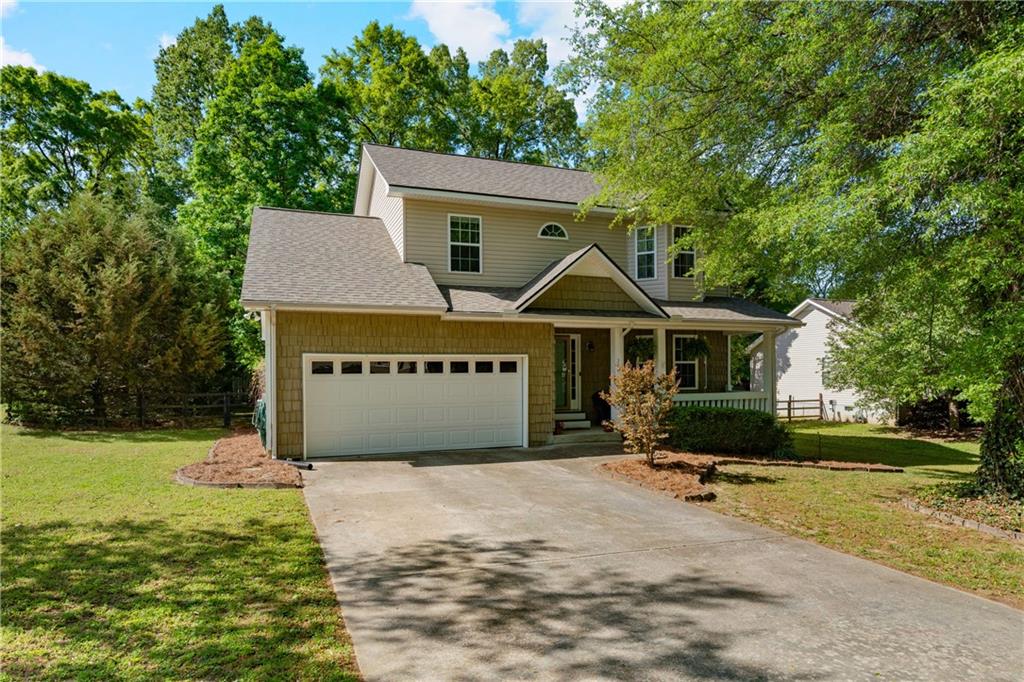 110 Honeysuckle Drive, Calhoun, Georgia image 1