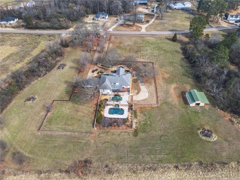 A home in Braselton