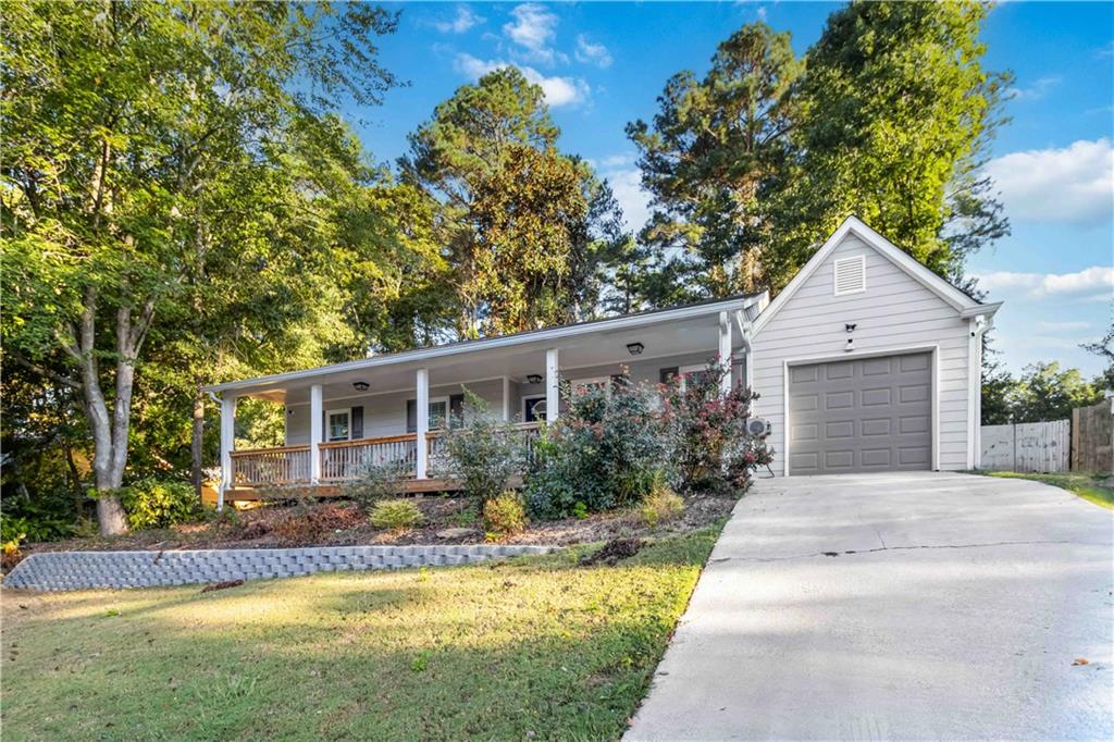 874 Fox Valley Drive