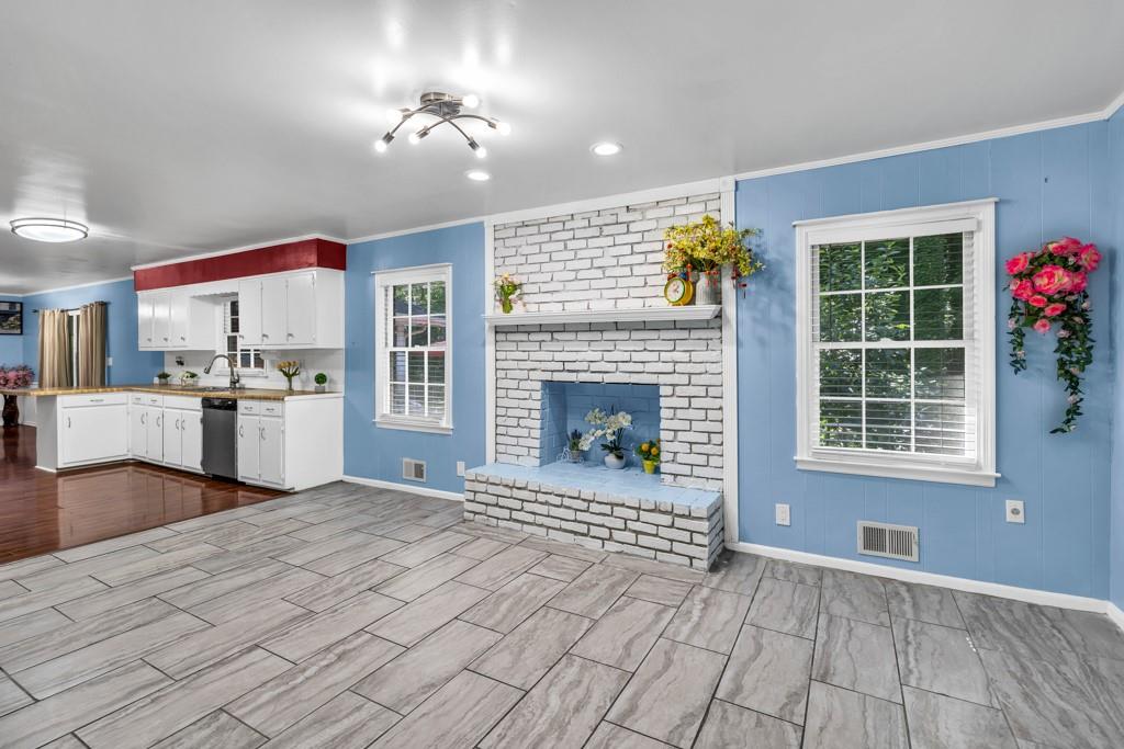 2648 Oswood Drive