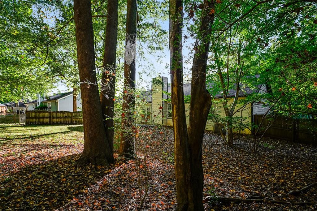 COUNTRY WOODS - Residential