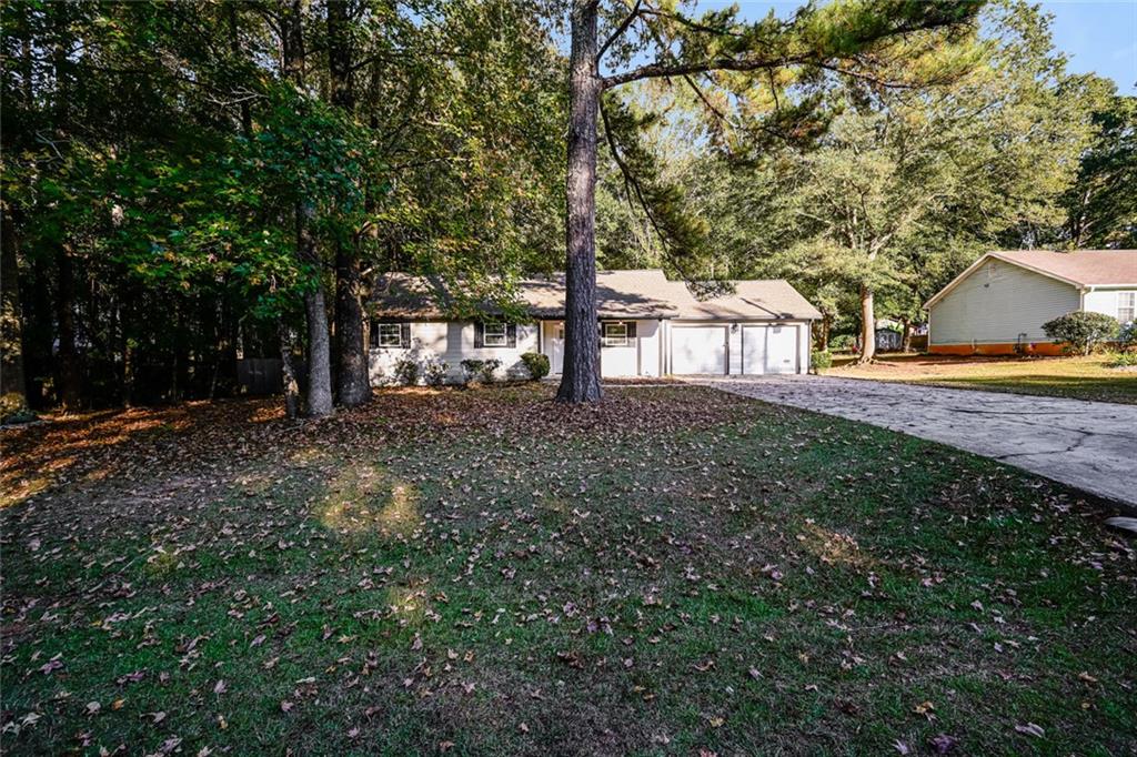 COUNTRY WOODS - Residential