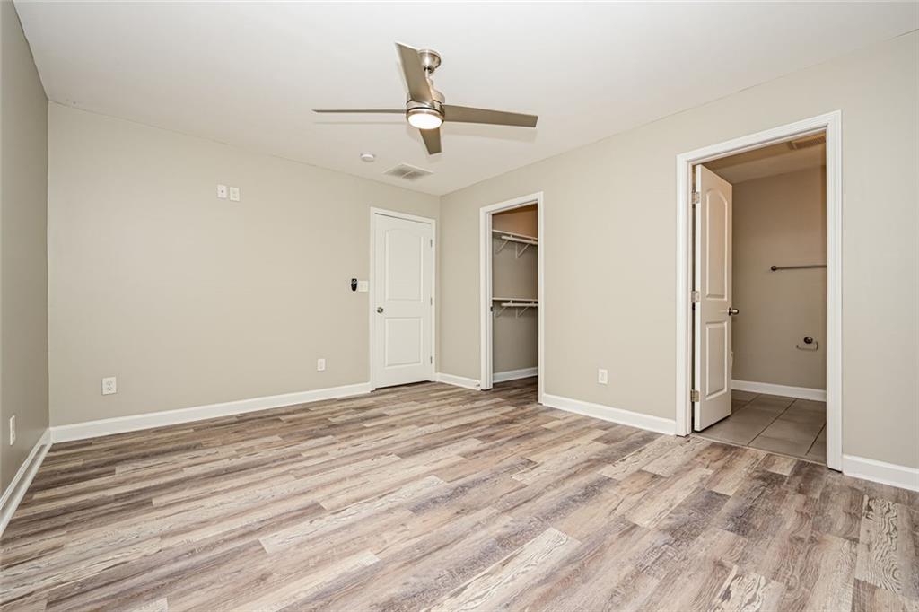 COUNTRY WOODS - Residential