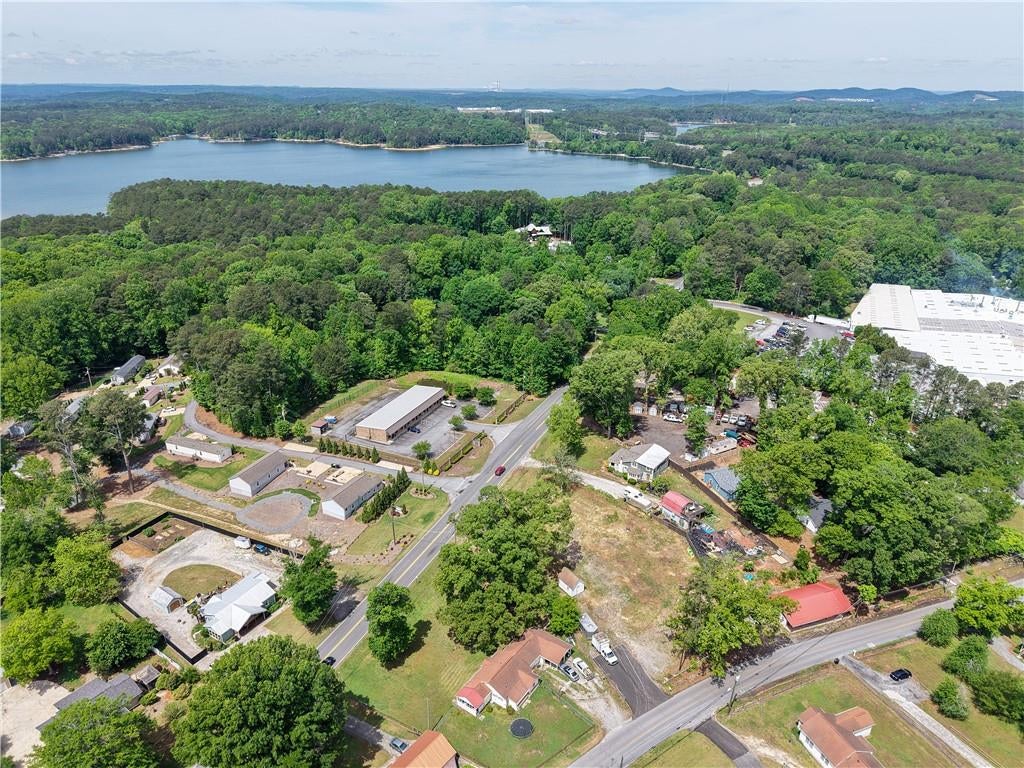 5185 Groovers Landing Road SE