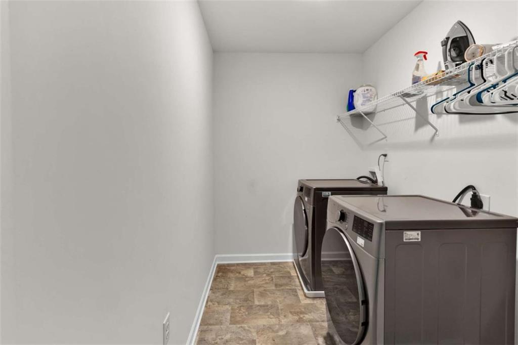 1054 Mackets Court, Atlanta, Georgia image 18