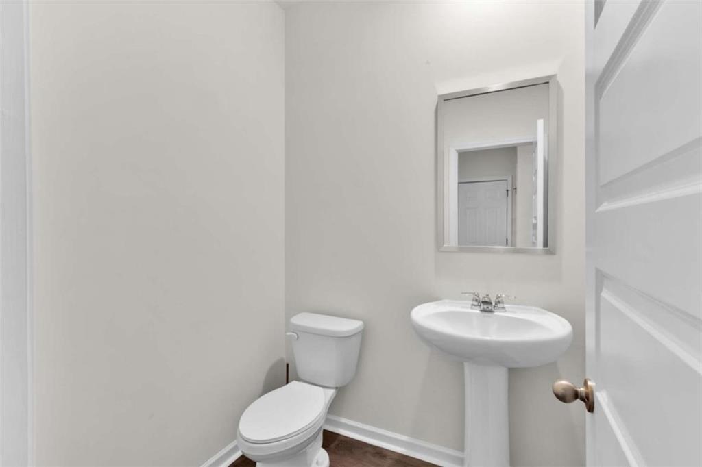 1054 Mackets Court, Atlanta, Georgia image 21