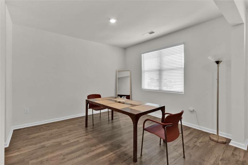 1054 Mackets Court, Atlanta, Georgia image 16
