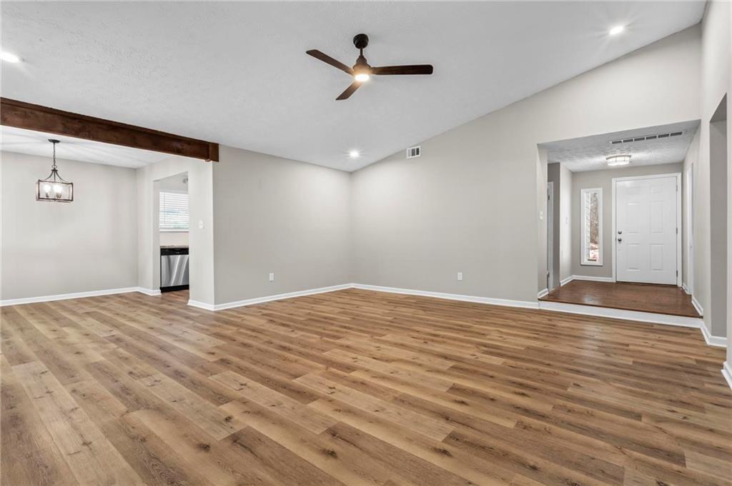 1360 Terramont Drive, Roswell, Georgia image 7