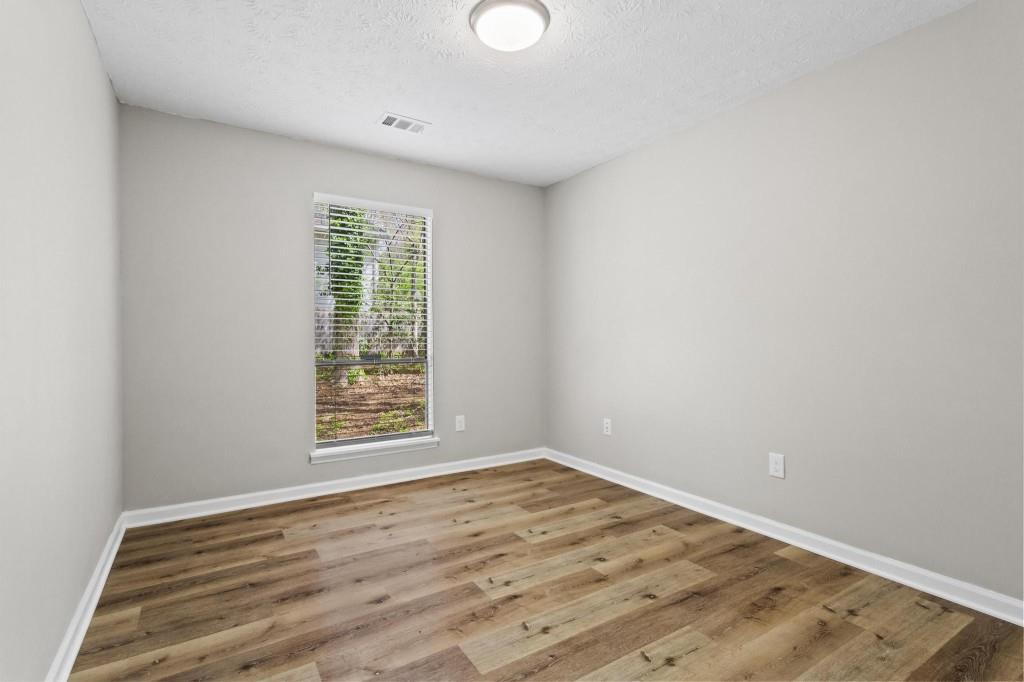 1360 Terramont Drive, Roswell, Georgia image 28