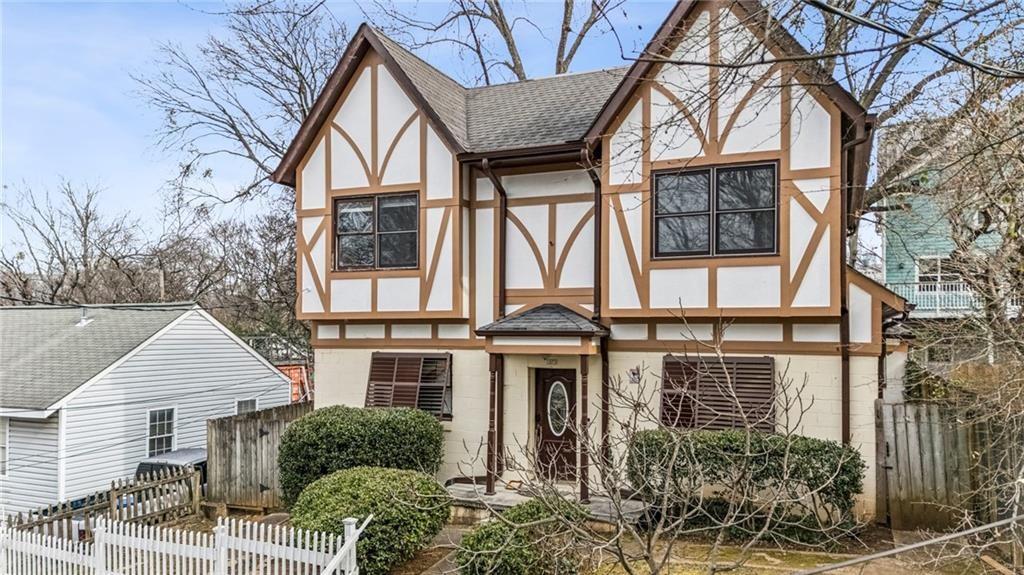 1079 Tumlin Street NW