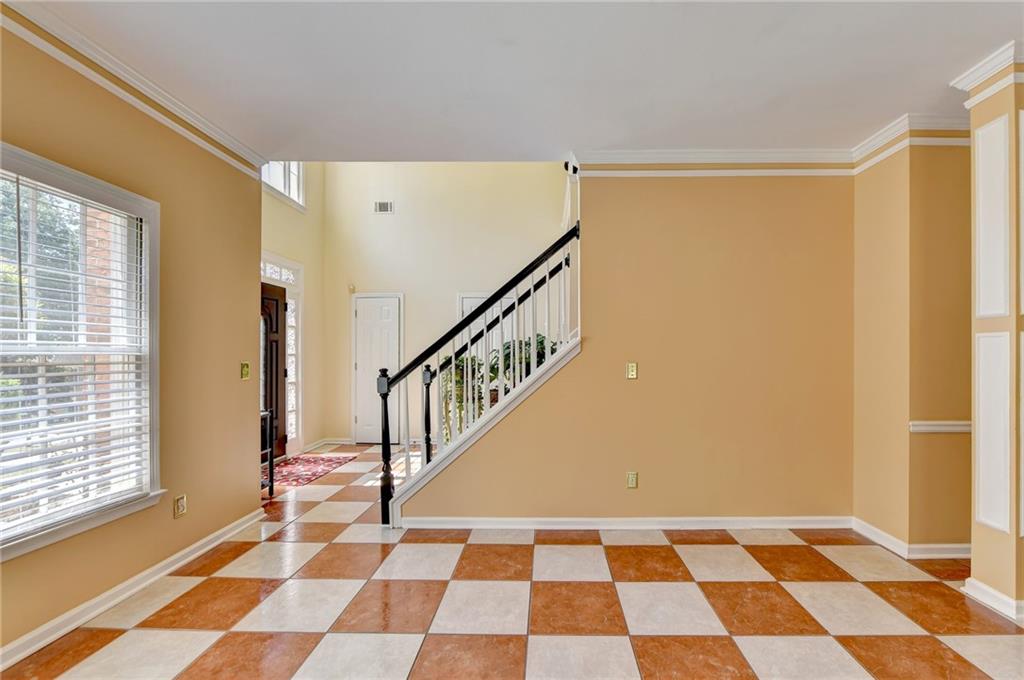 732 Mountain Oaks Parkway